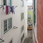 Whome Historical 2-bed Alfama Charm 아파트