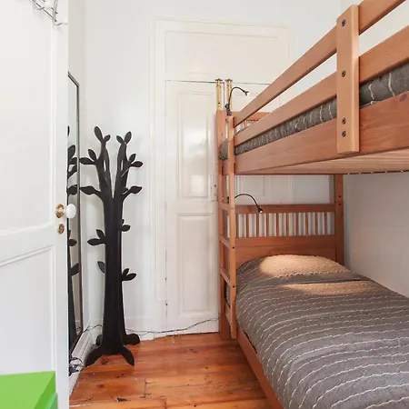 아파트 Whome Historical 2-bed Alfama Charm 리스본