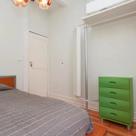 아파트 Whome Historical 2-bed Alfama Charm *
